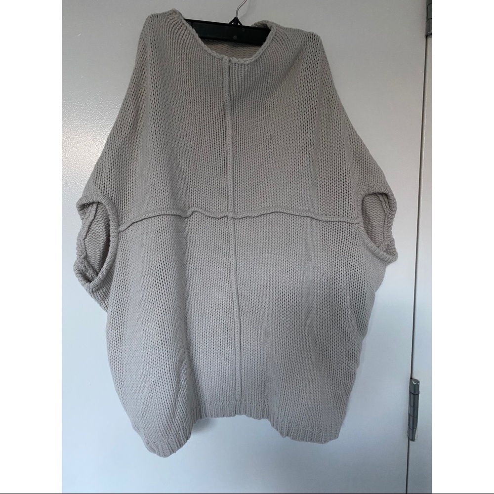 Urban Outfitters Cheap Monday Size Small Off-White Sweater